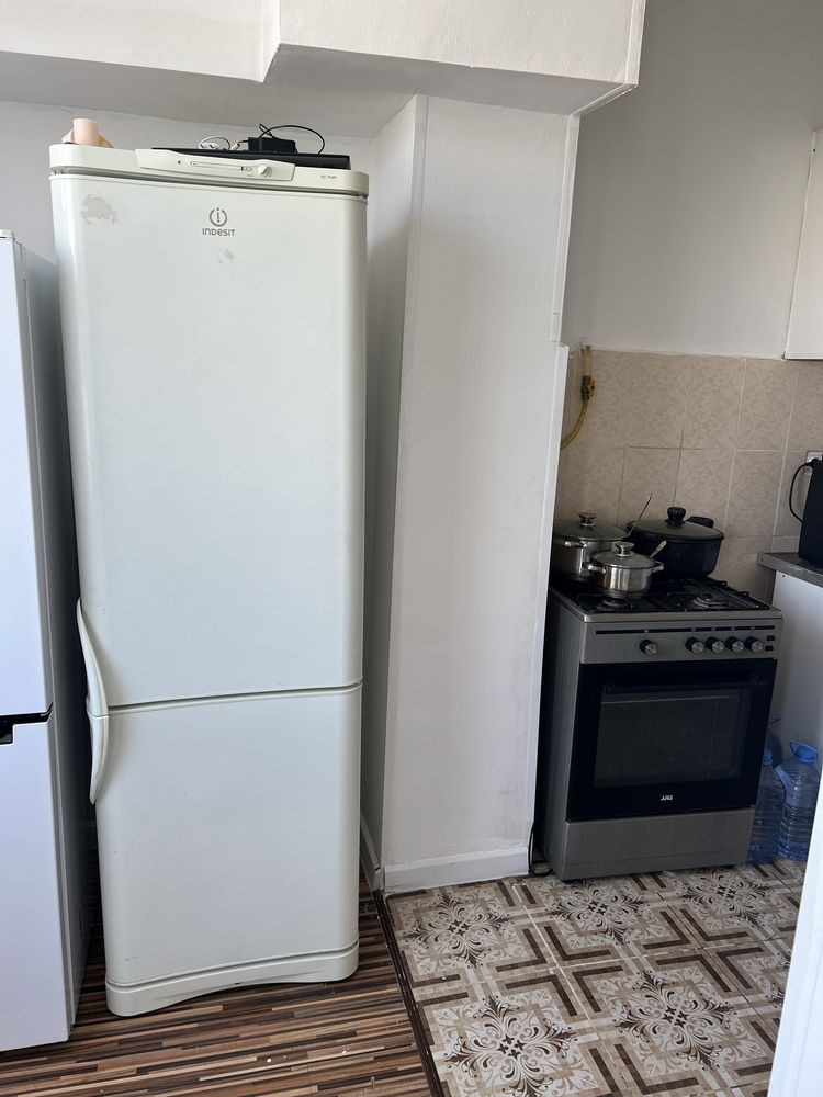 холодильник Indesit