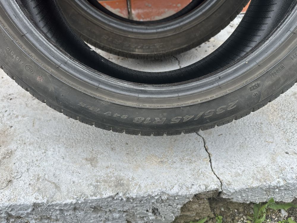 Продам резину в хорошем состоянии Pireli R18 235/43 22 года резина