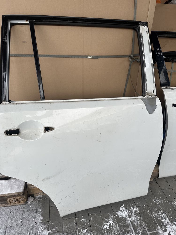 Nissan patrol Y62 по кузову, салону