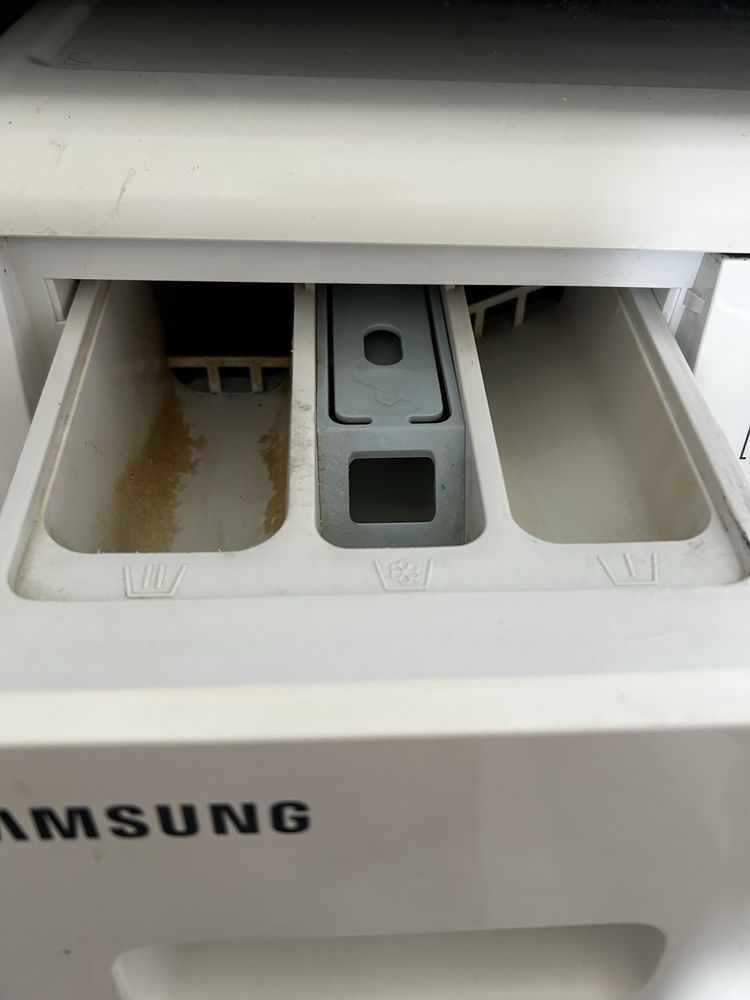 Продам стиральную машину samsung