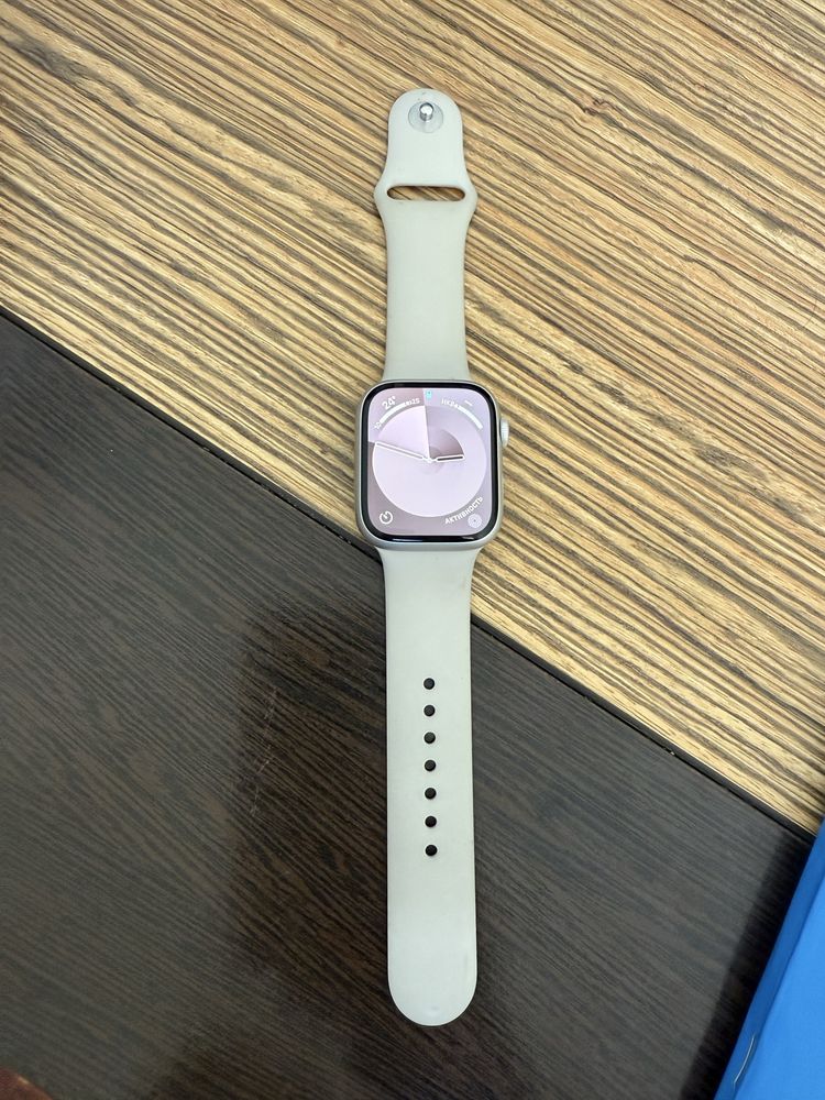 Apple whatch 9 45 mm