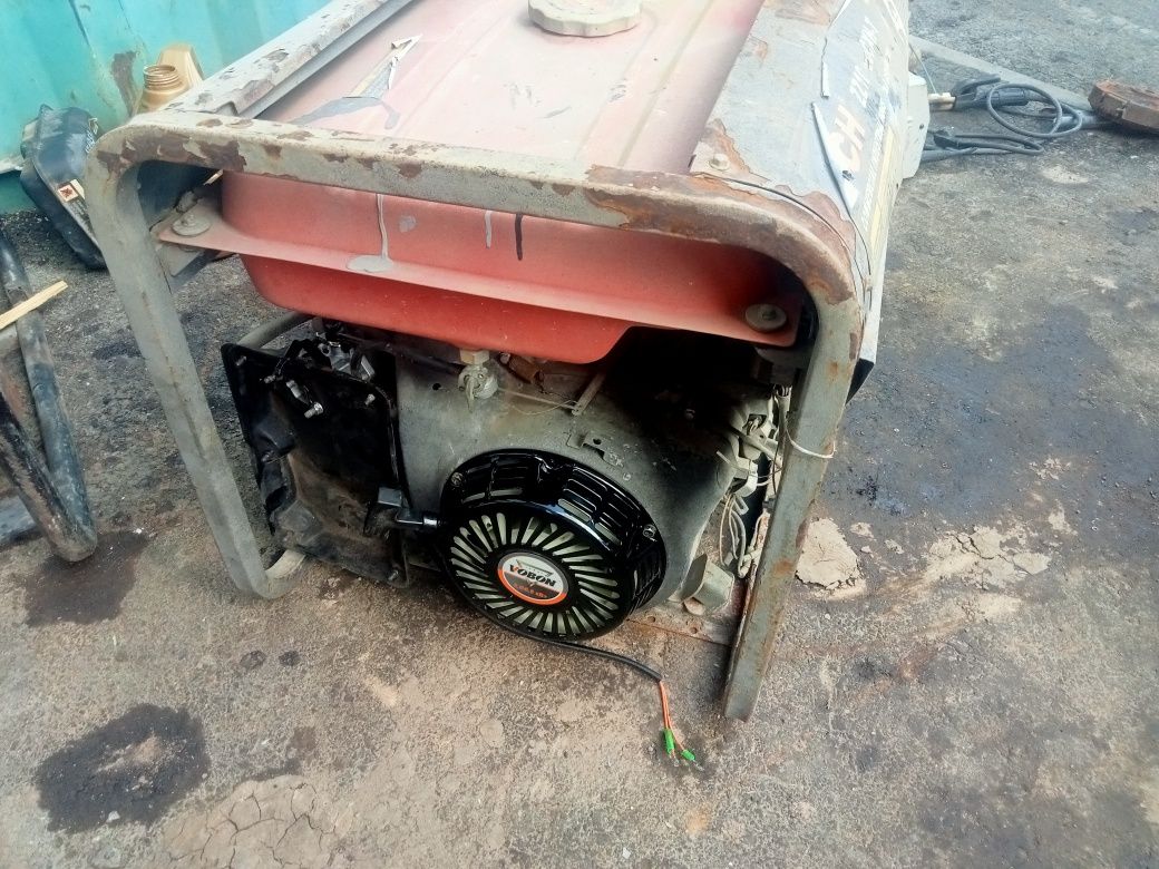 Генератор 380 продам