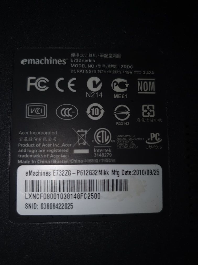 Ноутбук eMachines E732 core i3