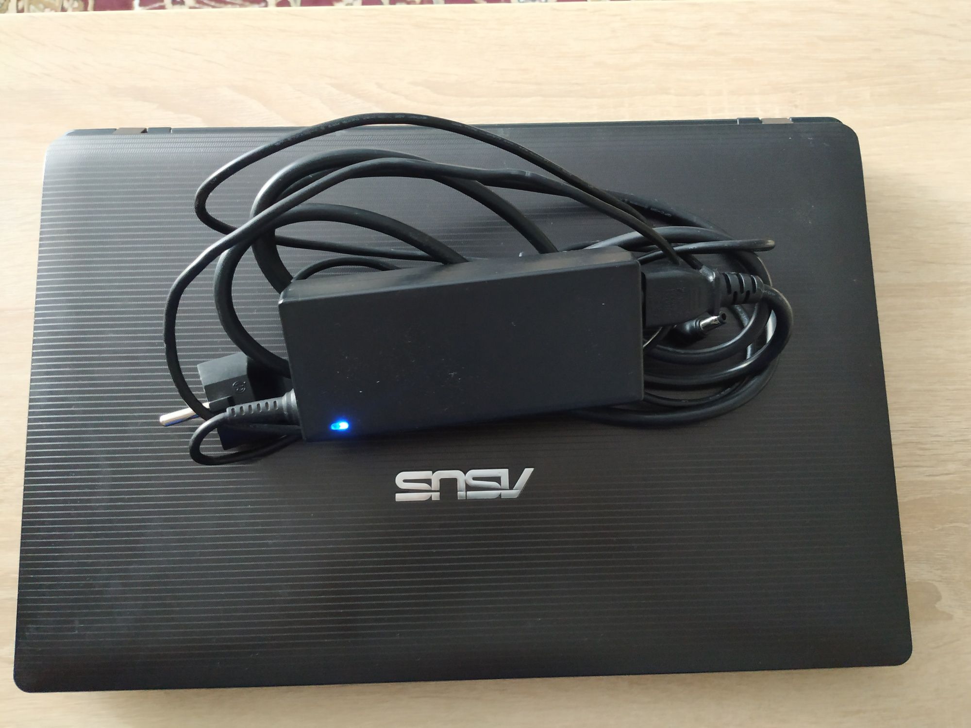 Продаю ноутбук Asus