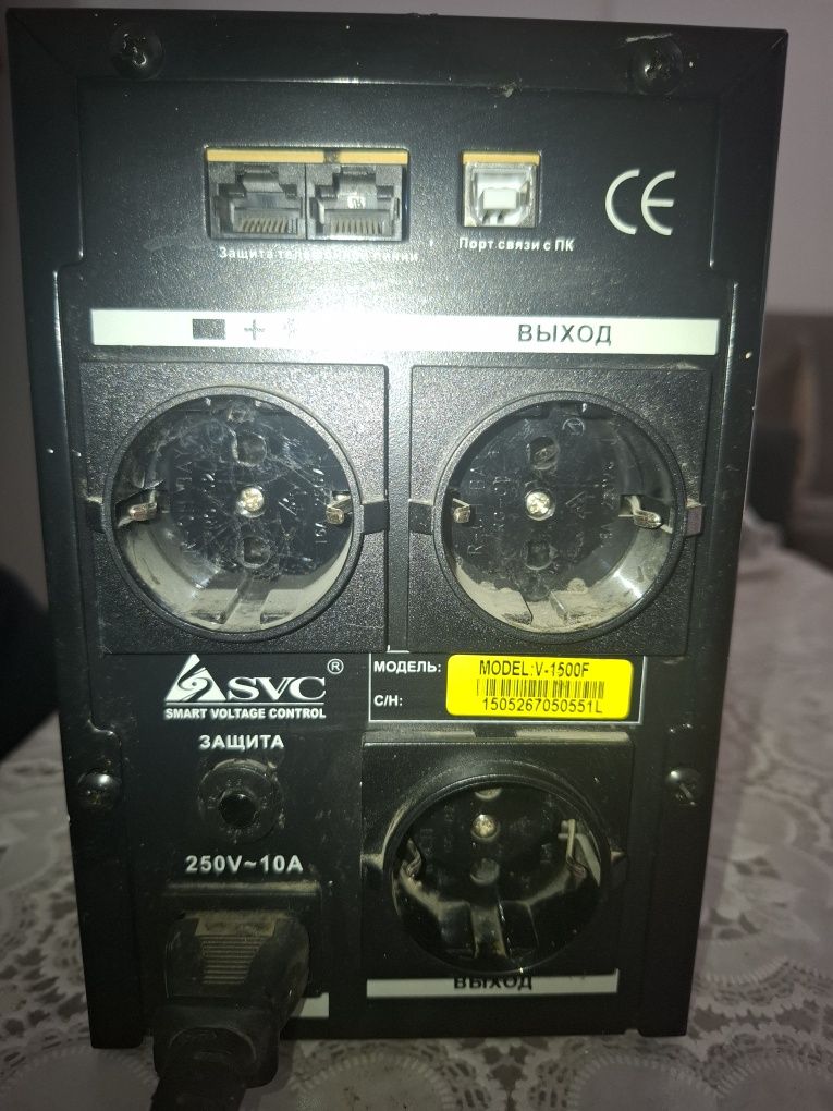 Стабилизатор напряжения SVC V-1500F