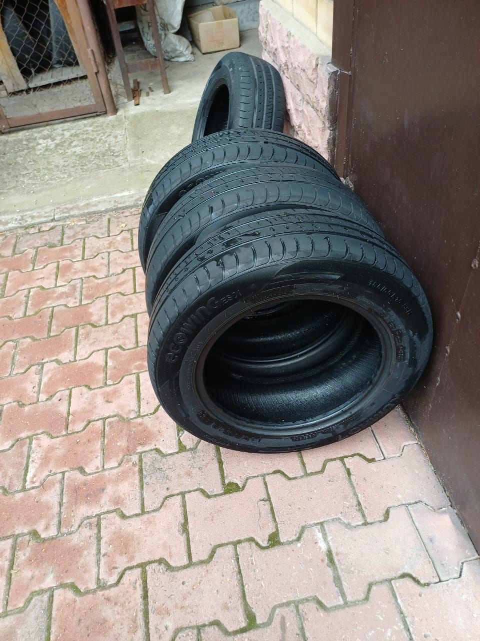 Полный комплект летних шин (4 шт) Kumho Ecowing ES31 185/65 R15