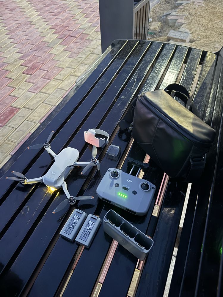 Дрон dji mini 2 combo