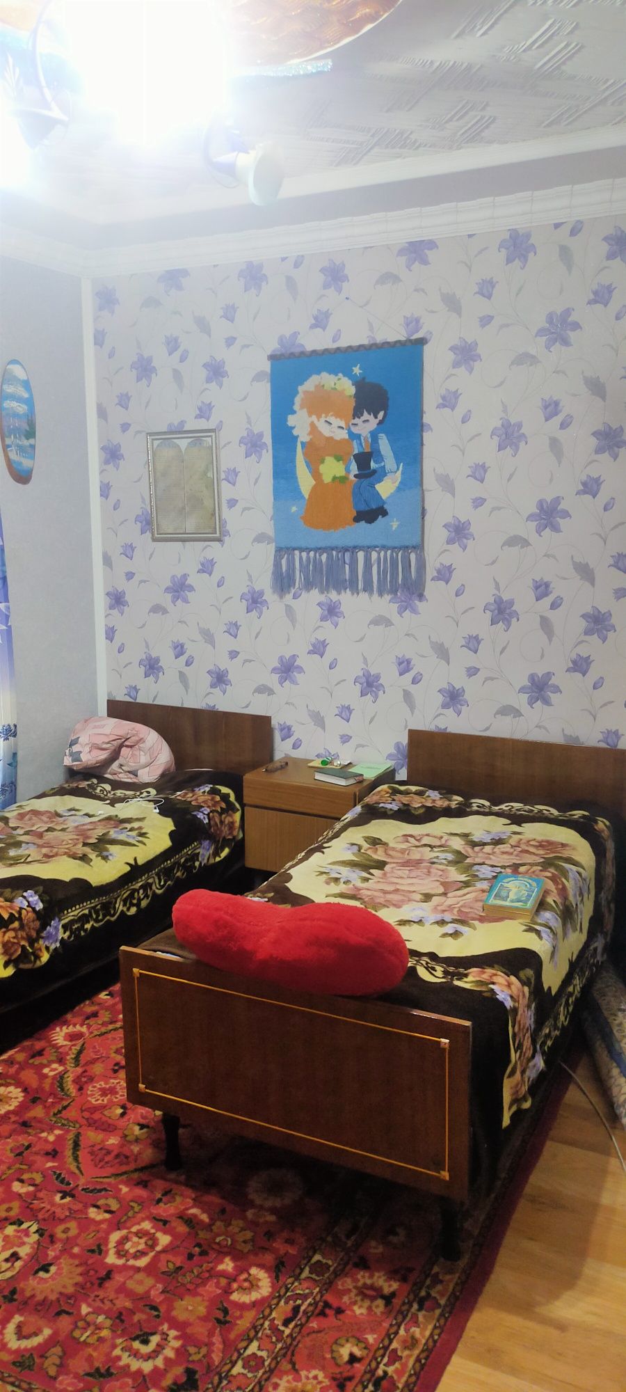 Продаю 2 дома одна и полтора этажные