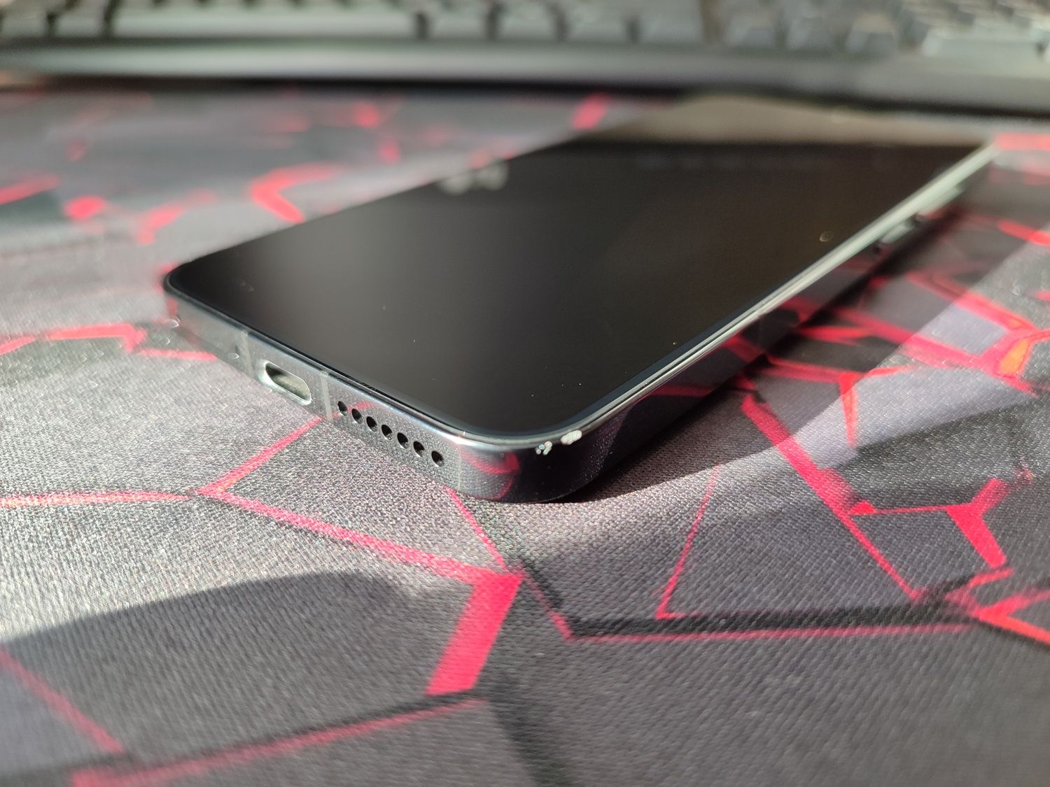 Xiaomi 14 продам.