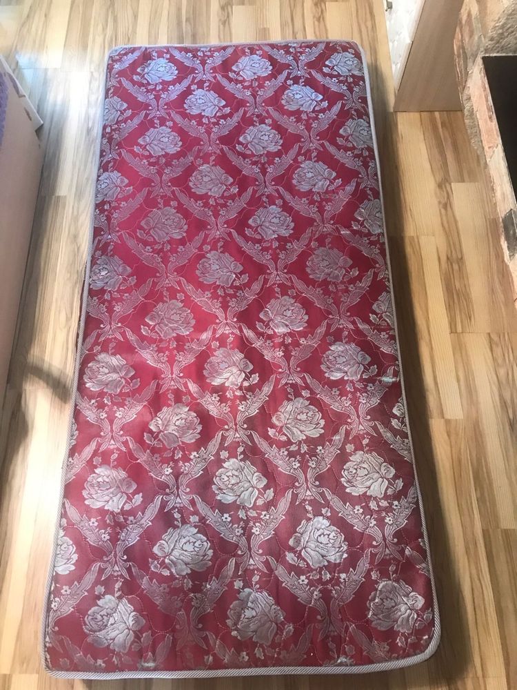 Продам матрас в отл.сост.