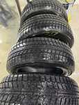 Зимние корейские шины! 233/55 r 19 год 2024 всего 2 месяца прокатал