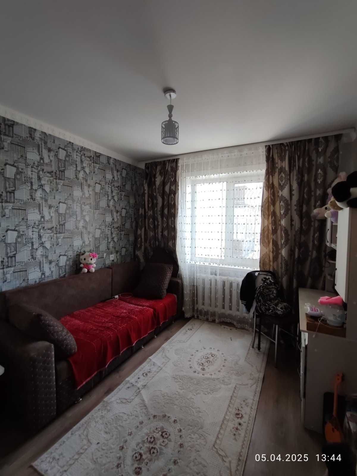 Продам 3 комнатную Центр