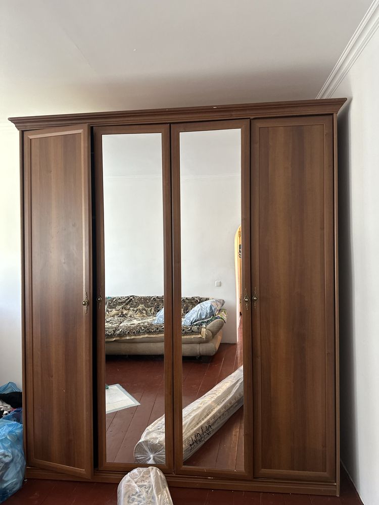 Продам  шкаф  для вещей