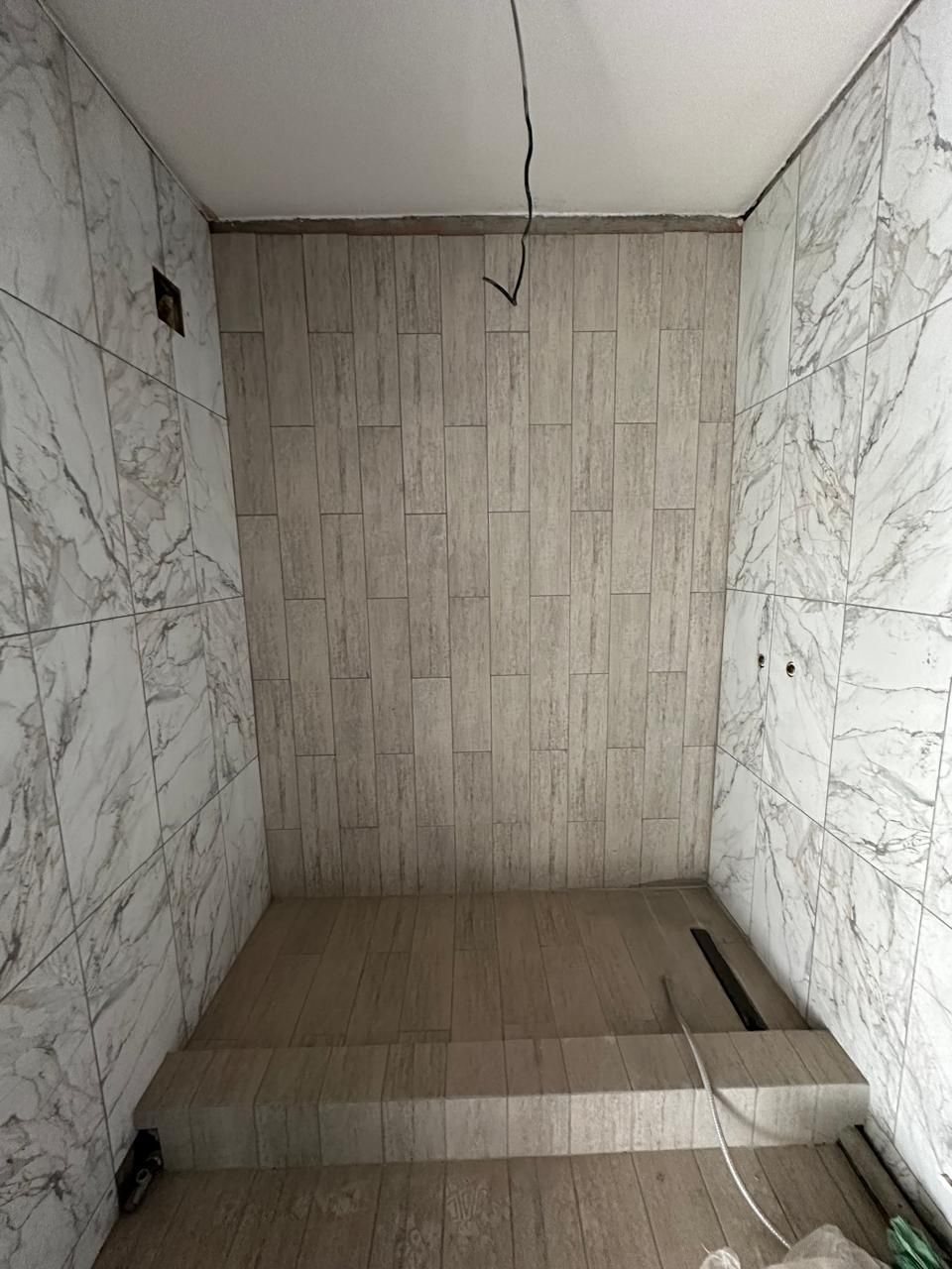 Продам 2ком квартиру в р/н ТД Кристалл