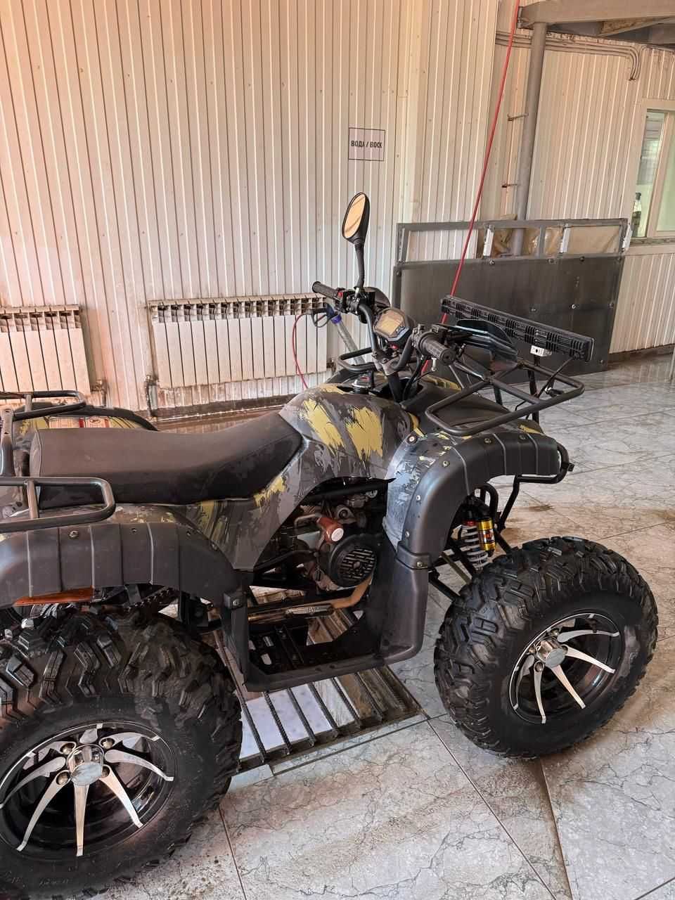Квадроцикл  ATV 250  в идеальном состоянии