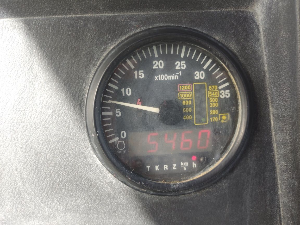 Трактор МТЗ 80/1 2012г