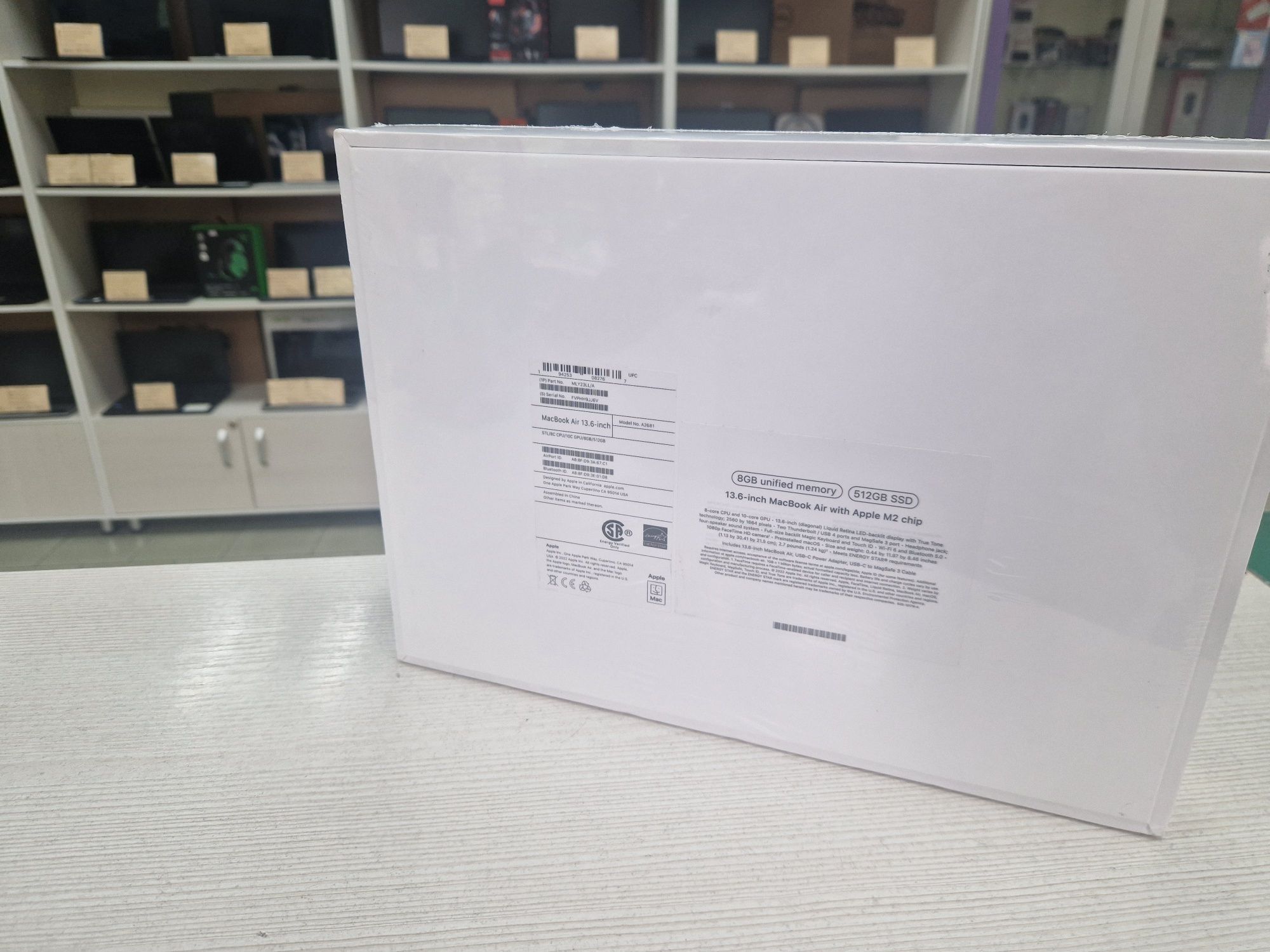 Новый Apple MacBook (M2, 8 Gb ОЗУ, 512 Gb SSD)