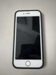 iPhone 8. 64 gigabaty