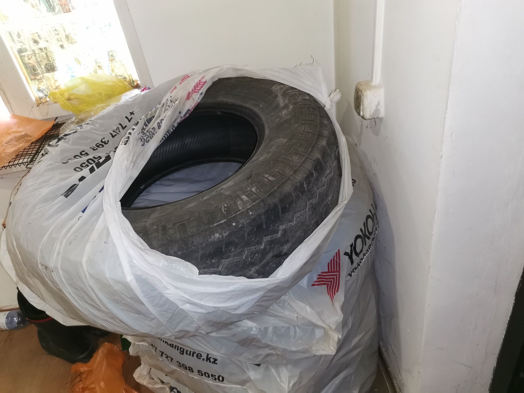 Продам шины б/у хороший