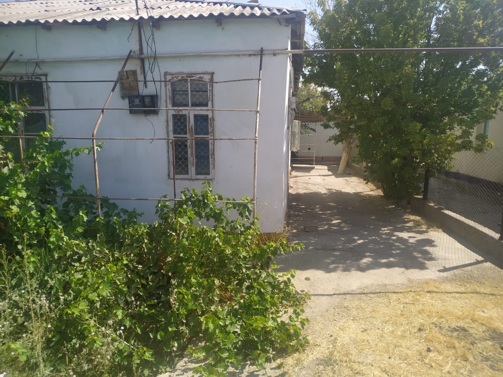 Асықата,Партком срочно үй сатылады