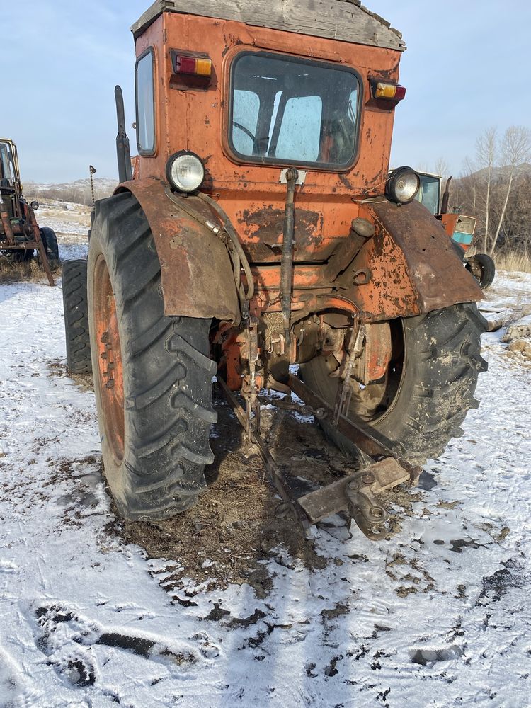 Продам трактор Т-40