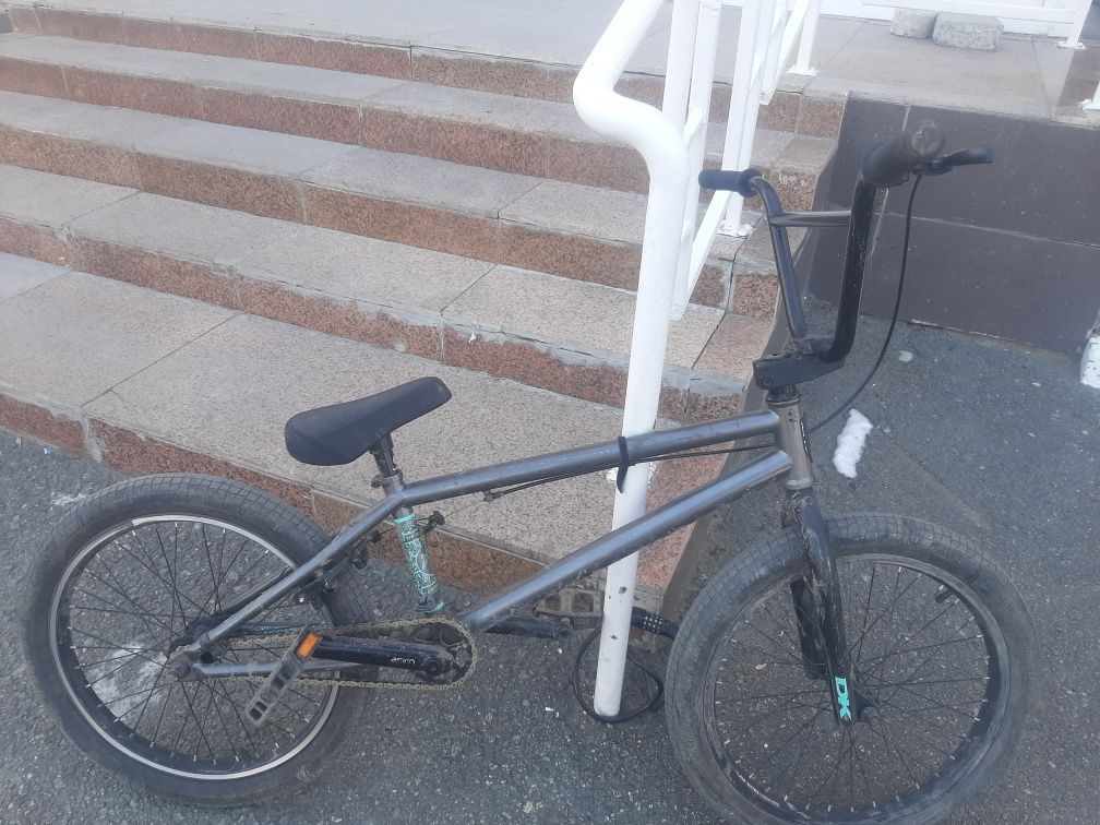 Велик BMX в отличном состоянии ПРОДАЮ СРОЧНО !!!
