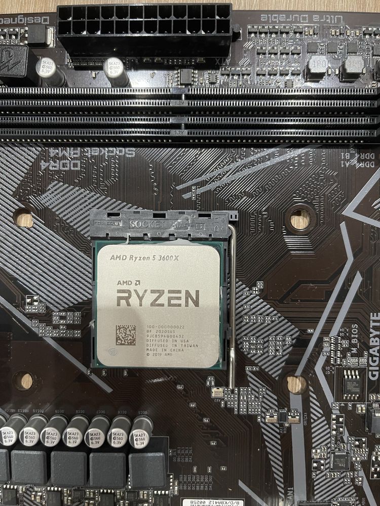 Процессор AMD Ryzen 5-3600x, матплата DDR4 AM 4
