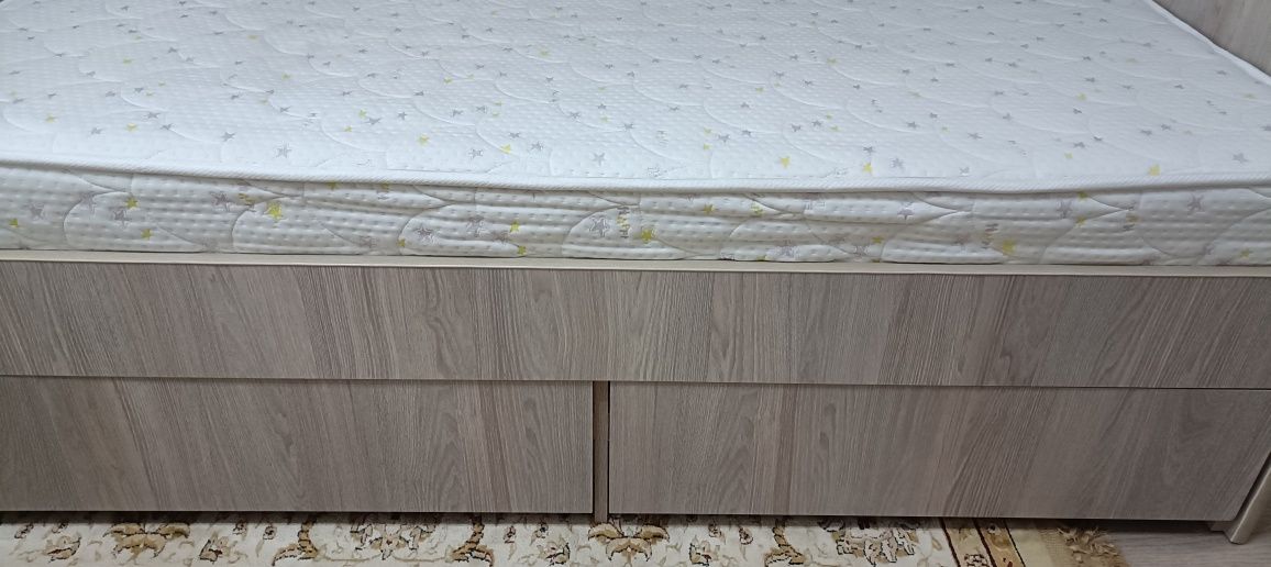 Продам детскую кровать