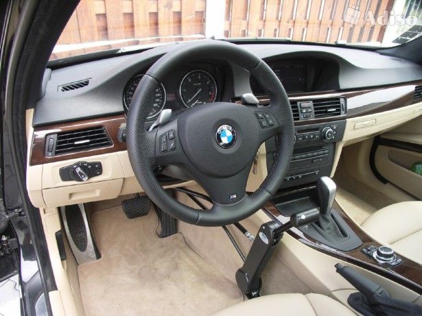 Ручное управление автомобилем для инвалидов