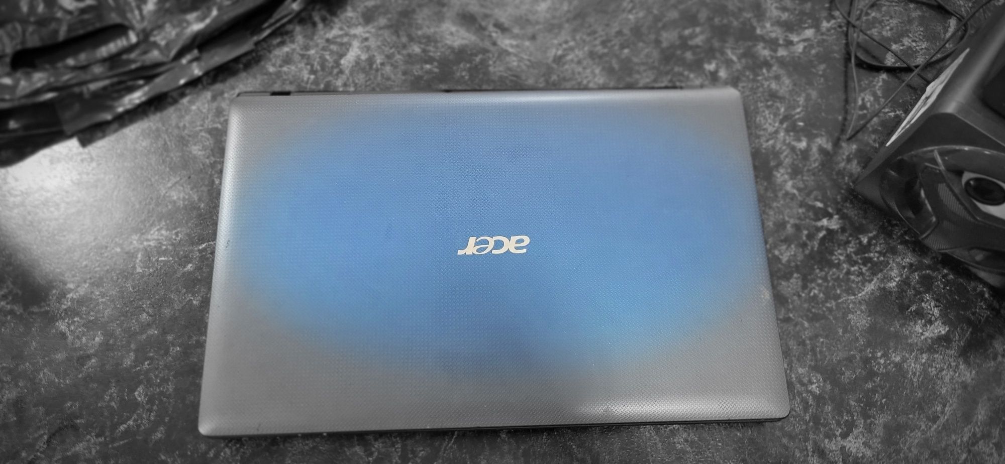 Acer aspire i7 512gn hdd