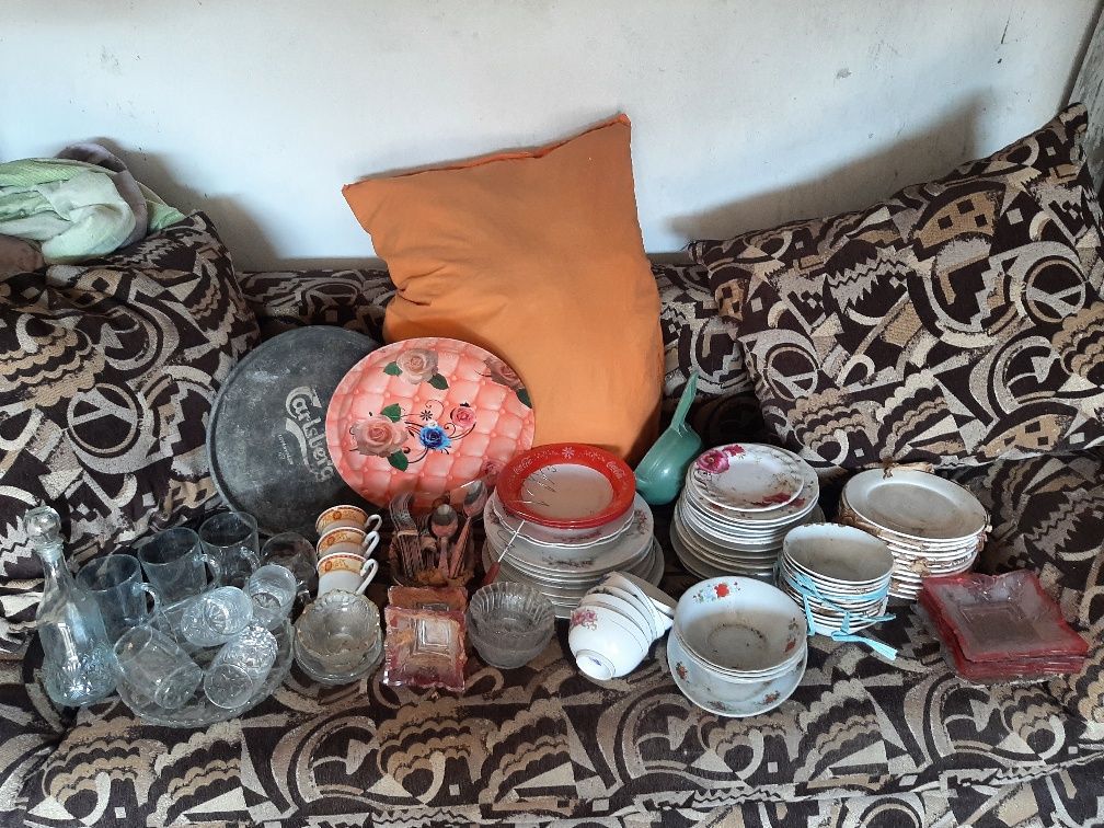 Продам посуду б/у.