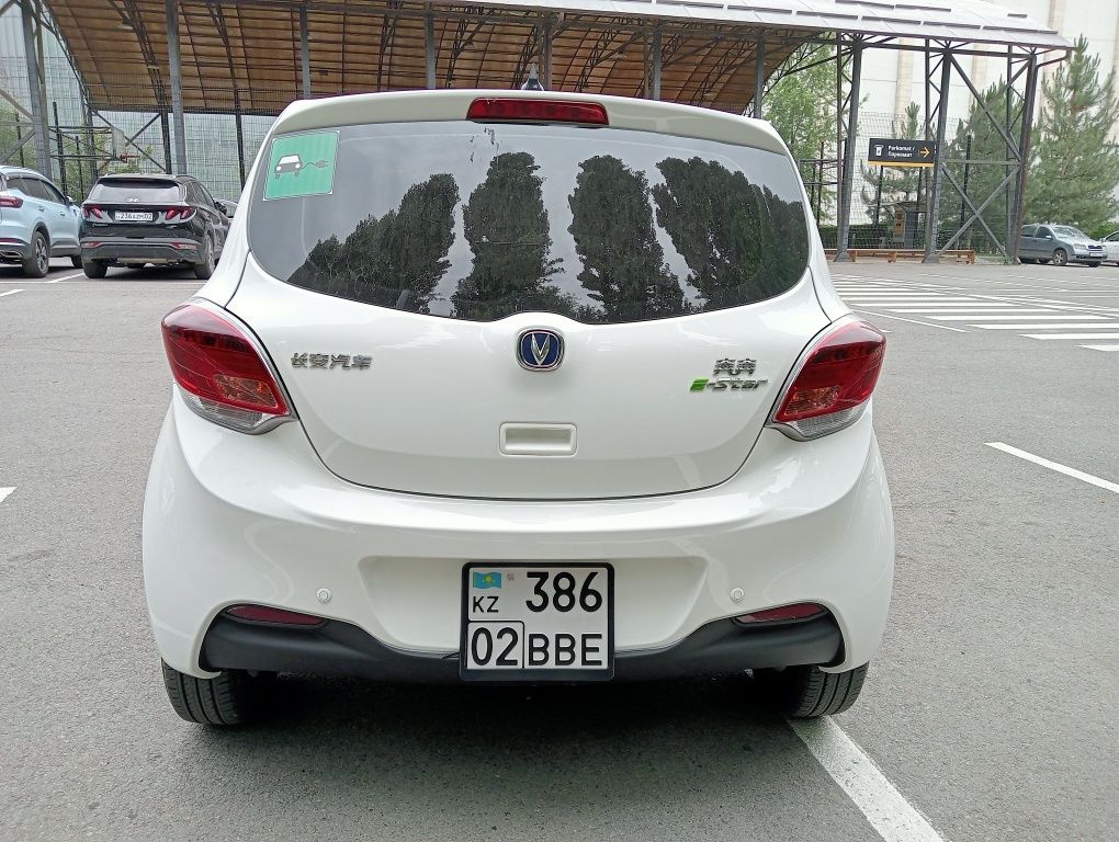 Changan Ben-Ben E-Star электрический авто