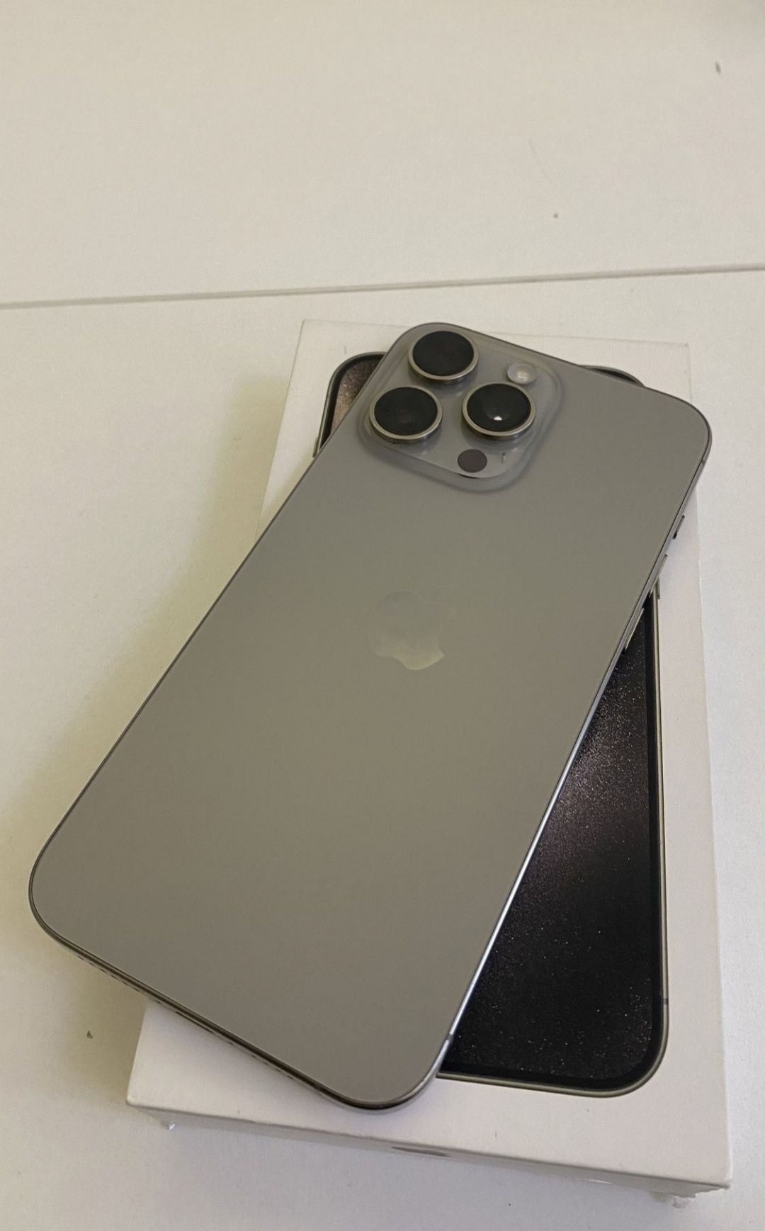 iPhone 15 pro max