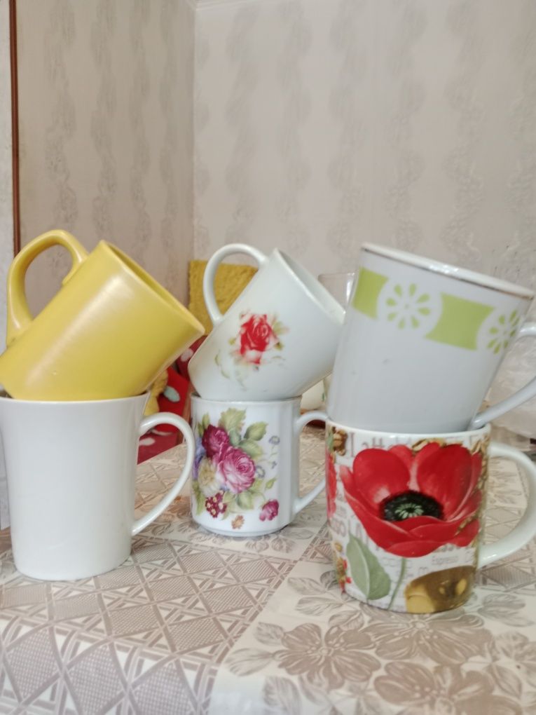 Продаются  стаканы