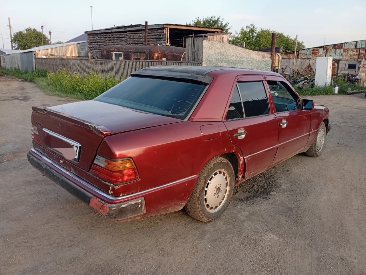 Продам Mersedes E220