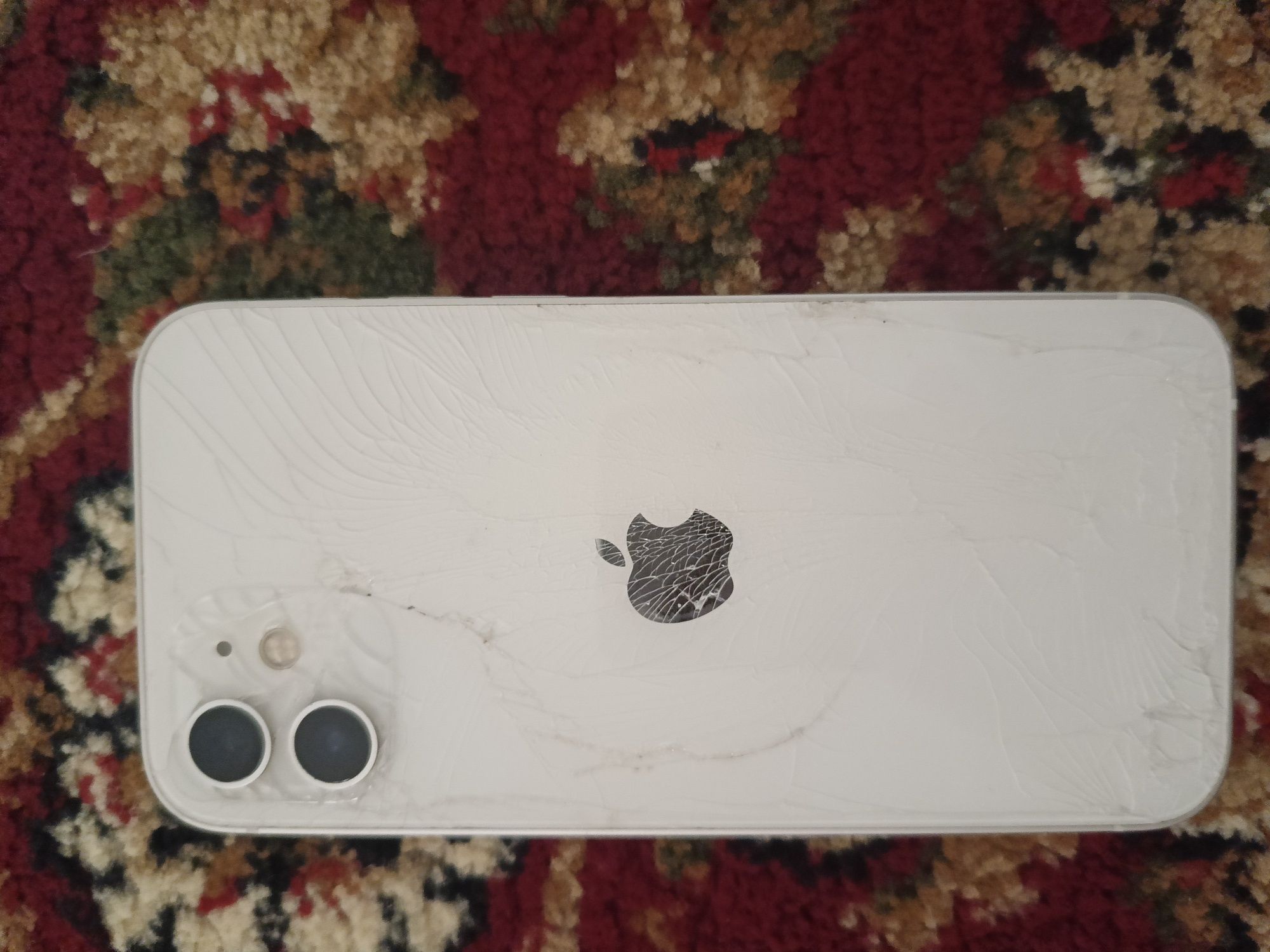 iPhone 12 128 гБ