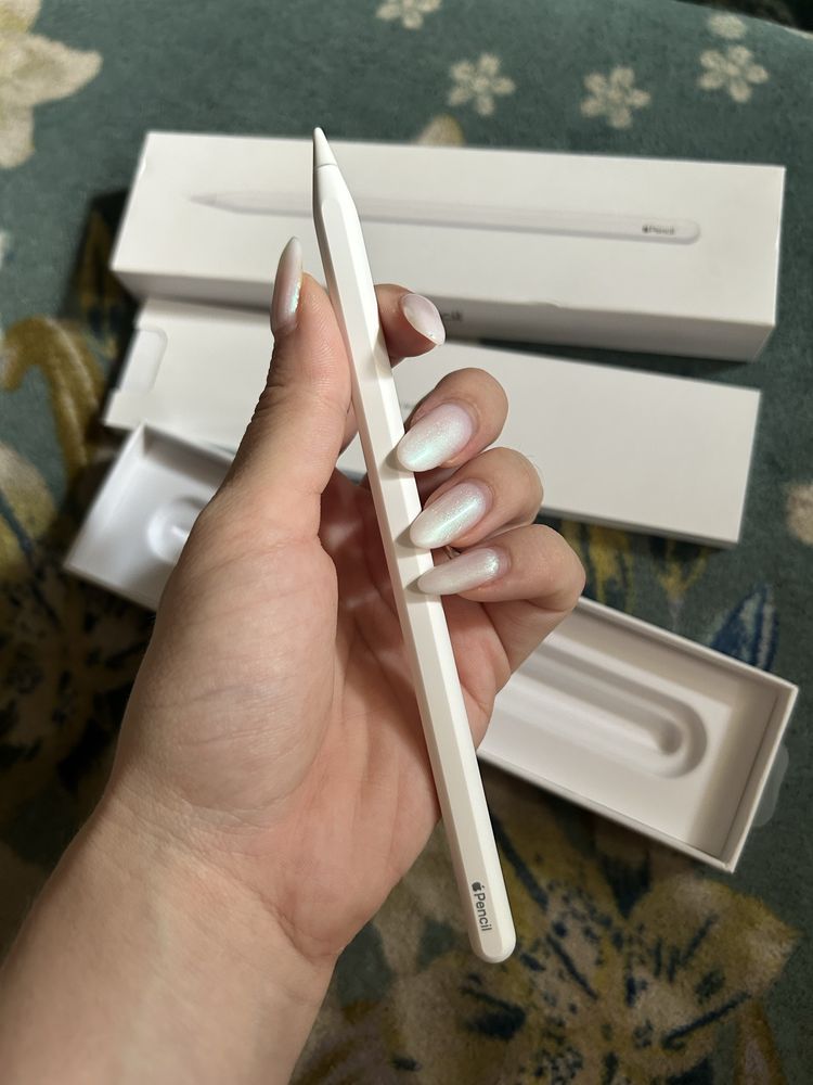 Apple Pencil 2 на iPad (стилус)