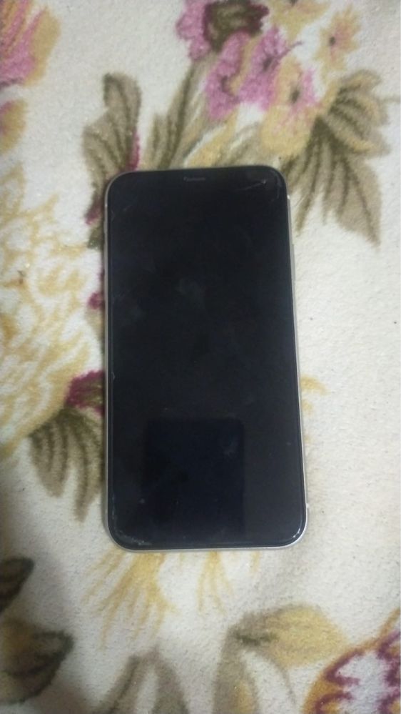 iPhone 11 64 гб