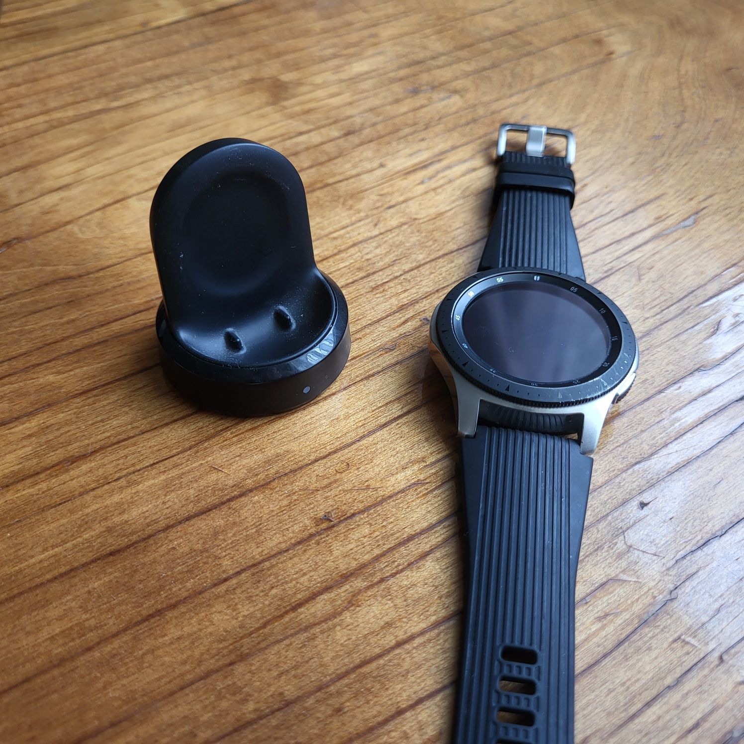 Смарт часы Galaxy Watch