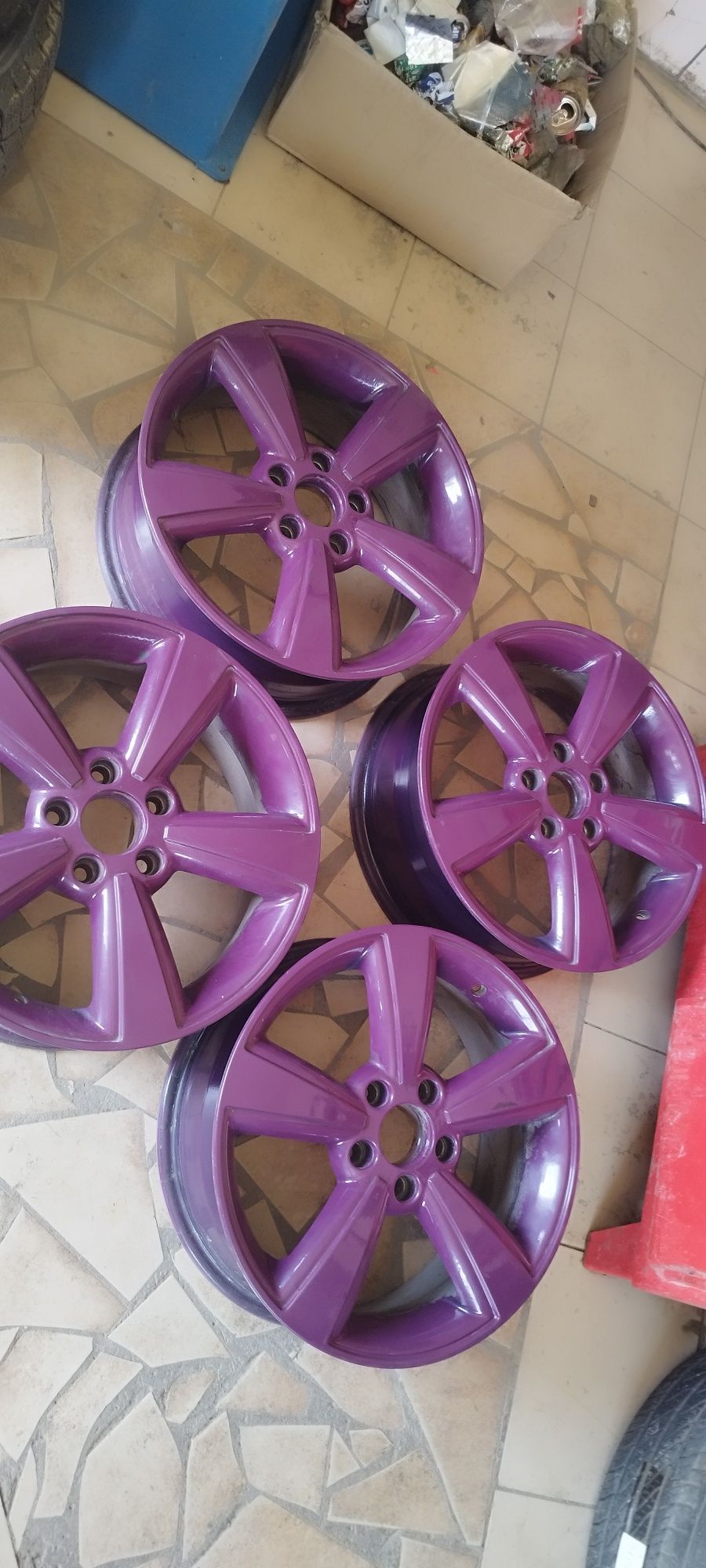 Продам эксклюзивные диски R17 5/114.3