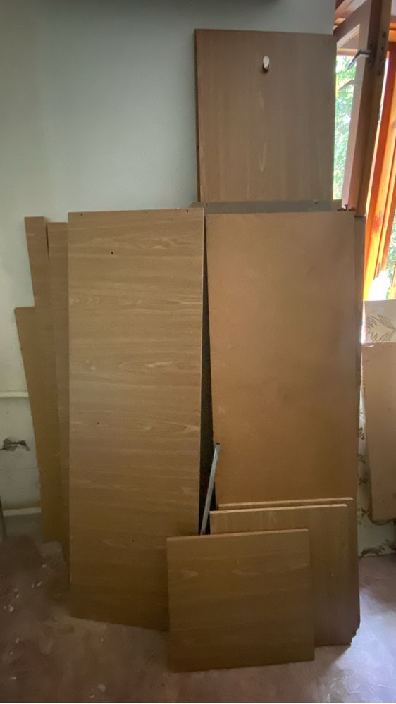Продам шкаф в прихожую в хорошем состоянии