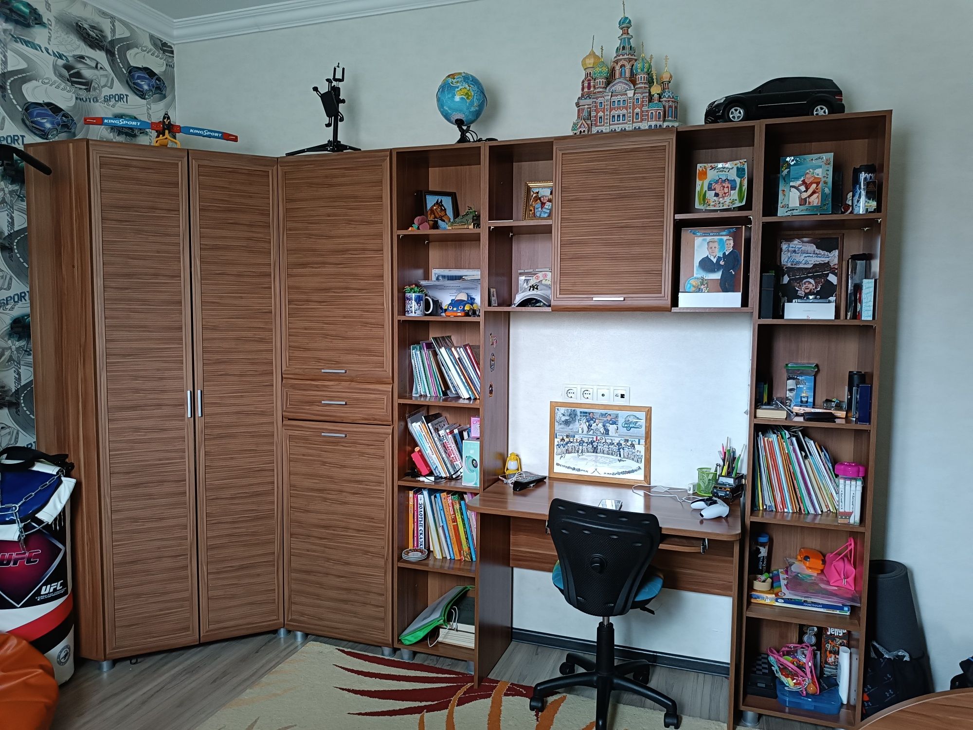 Продам дом 4 комнаты, 142кв.м и хозпостройки 122кв.м. г. Косшы