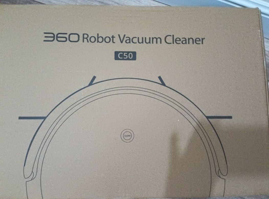 Робот пылесос 360 Robot Vacuum Cleaner C50.Состояние просто идеальное.