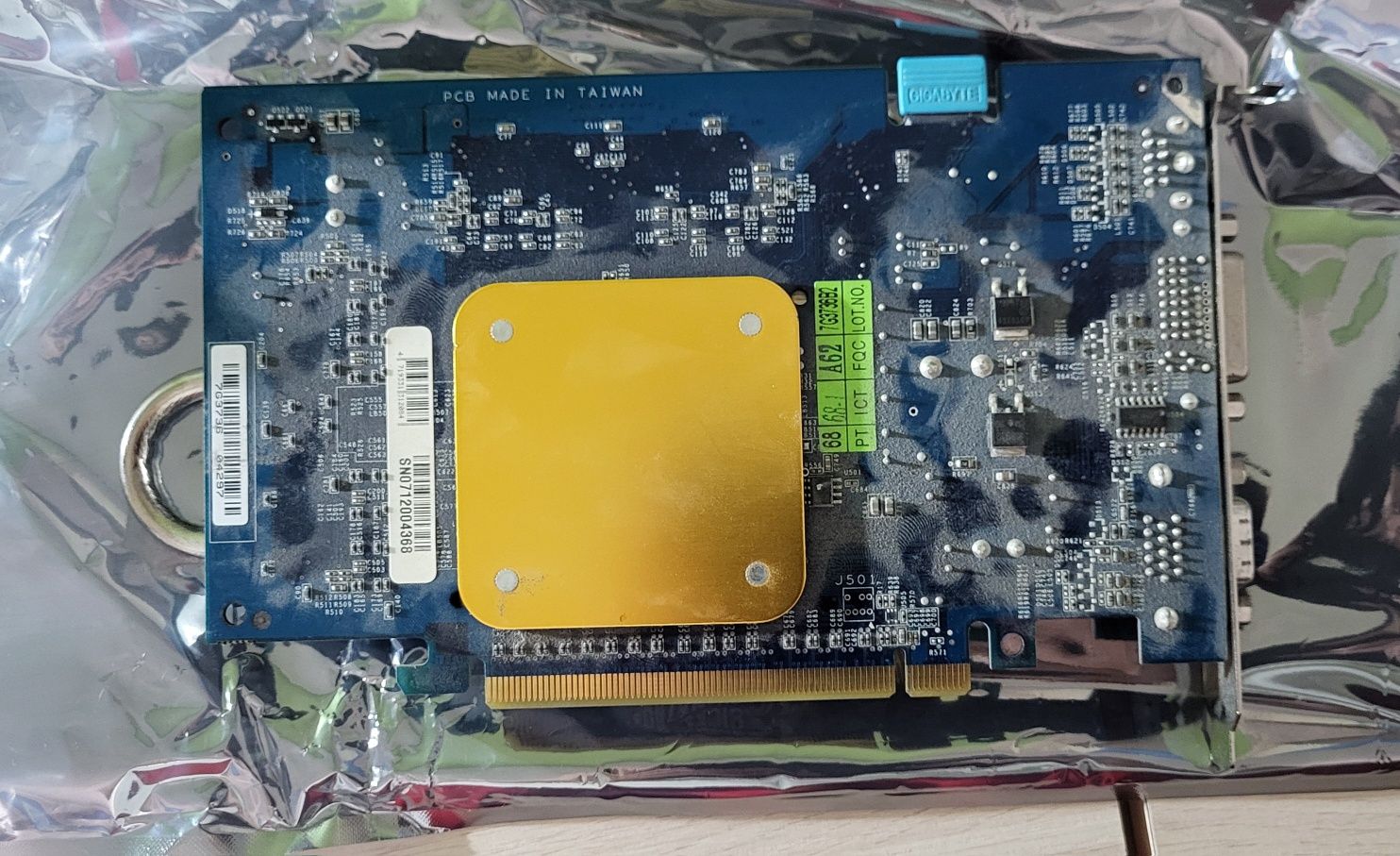 GIGABYTE GeForce 7600GS 256MB