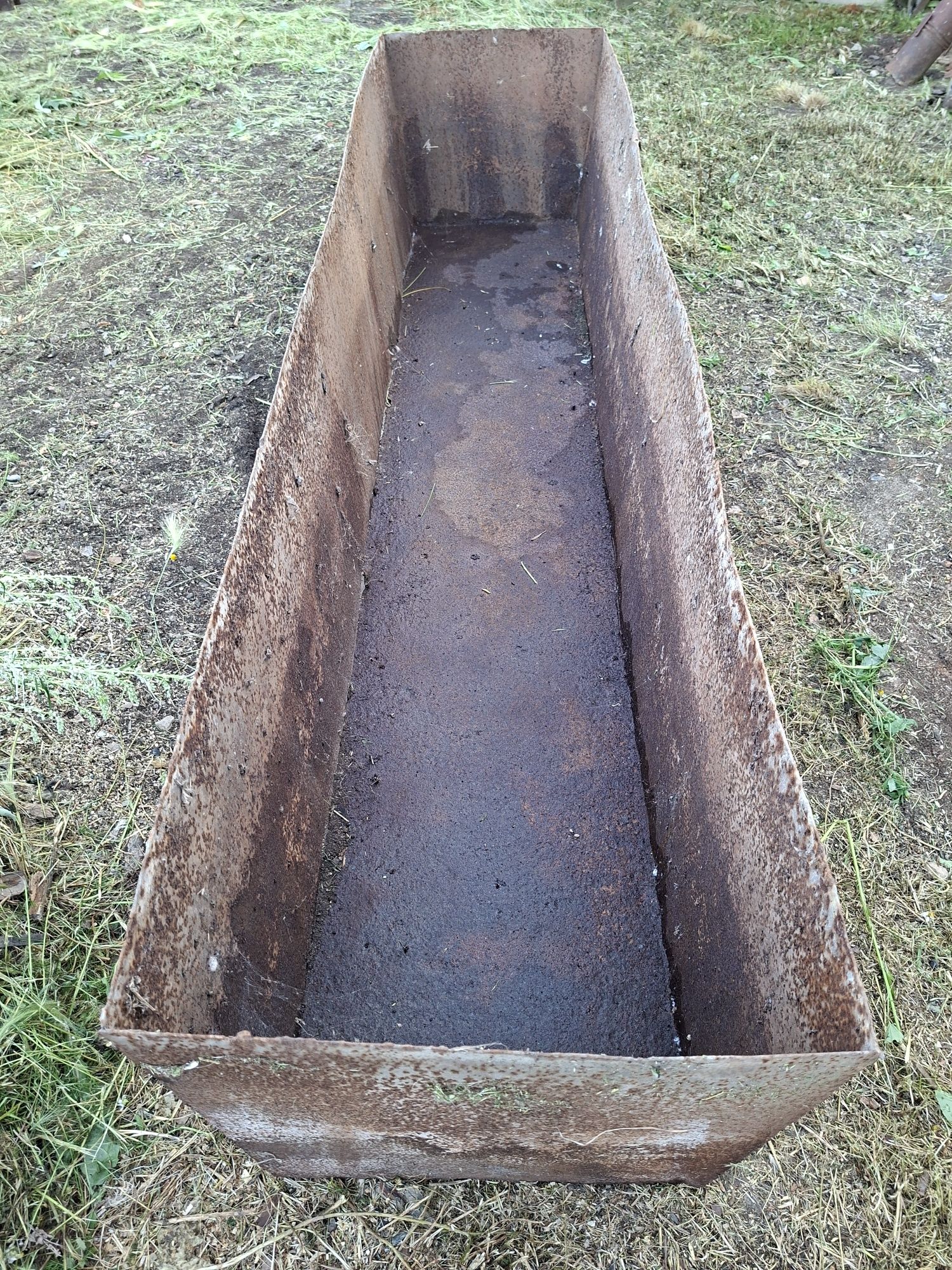 Кормушка для скота
