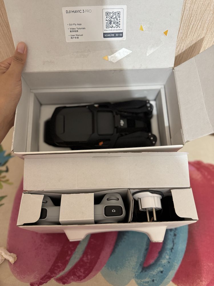 Очень срочно!Квадрокоптер DJI Mavic 3 Pro. Оригинал!