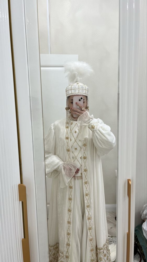 Шапан, көйлек, кажекей, тақия