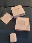 Air pods оригинал только 1 наушник