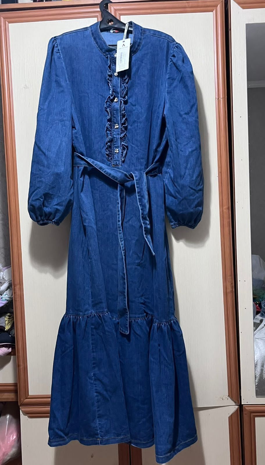Продаю джинсовое платье .