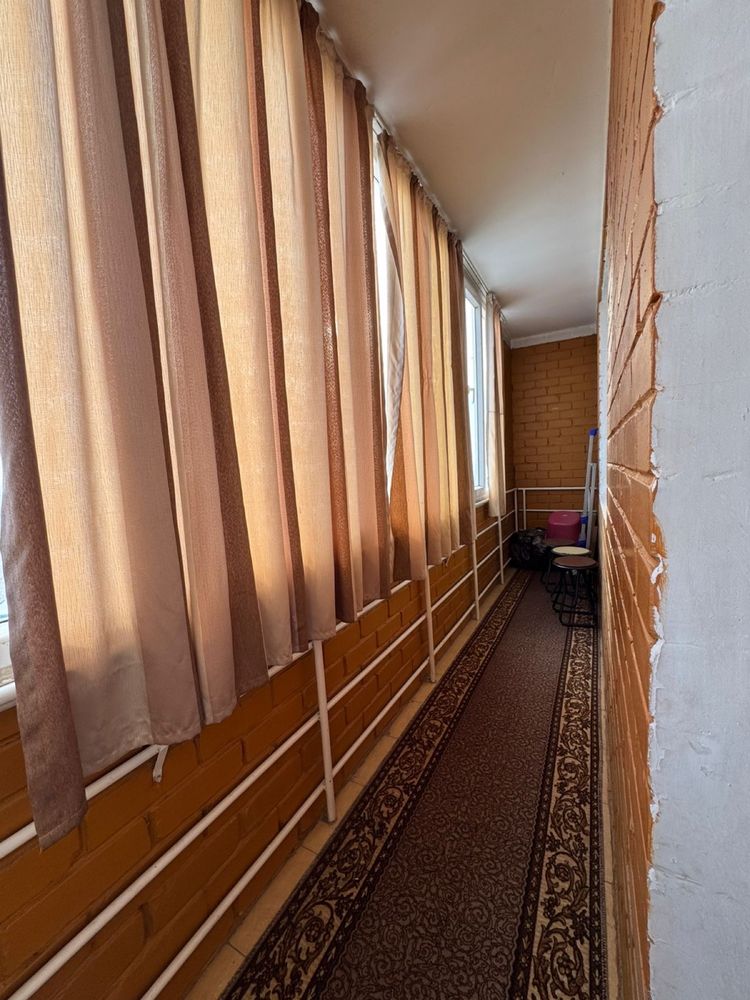 Продам 1ком Евразия